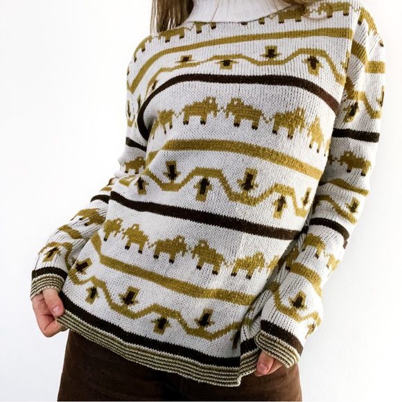 Vintage Elephant Knit Sweater 1990s • No Brand • Size M/L - Picture 7 of 10